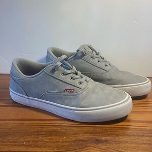 MENS LEVI’S GRAY LACE UP SNEAKERS SIZE 9